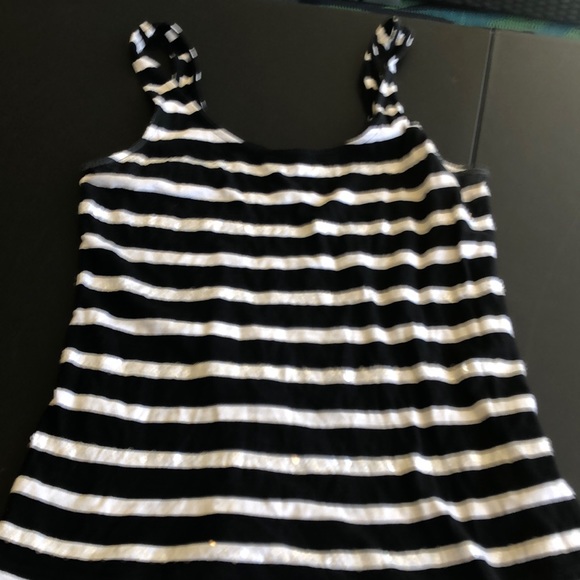 Banana Republic Tops - Banana Republic tank top
